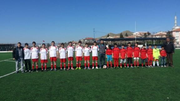 İlçemizde Temel Eğitim Erkekler Arası Futbol Turnuvası Başladı