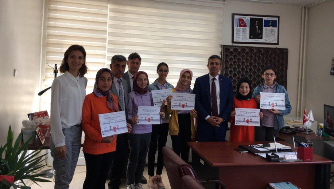 Hasan Karacalar Ortaokulu'nun eTwinning Başarısı